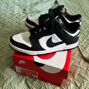 Nike Women’s Dunk Low Sneakers